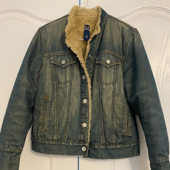Vintage Gap fur-lined denim jacket - Picture 2 of 7